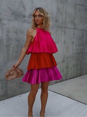 Strut & Bolt Pleated Tiered Dress Pink Red Colorblock Halter Mini Size S